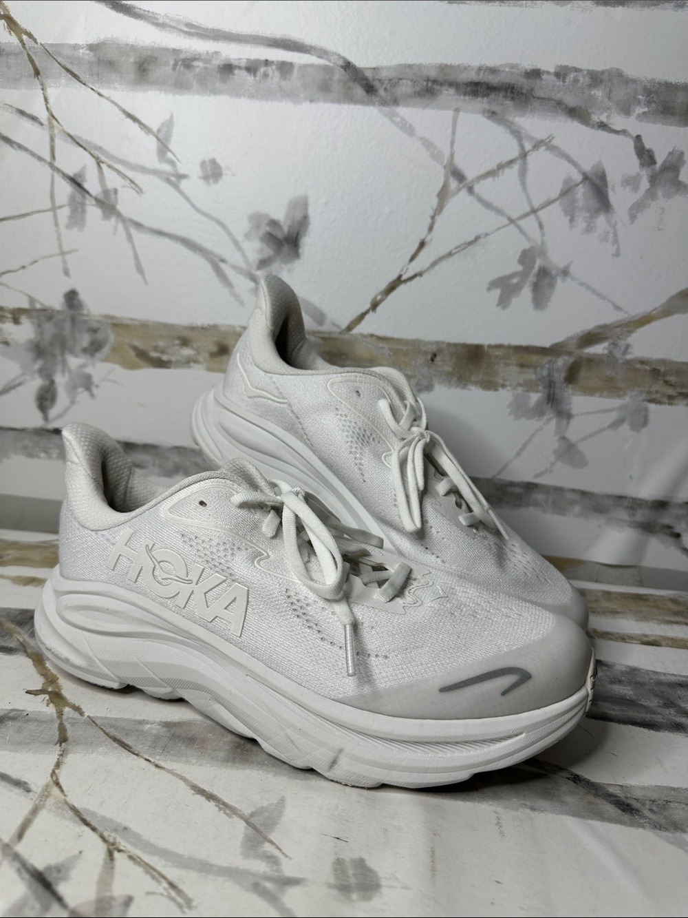 Hoka One One Clifton 10 youth